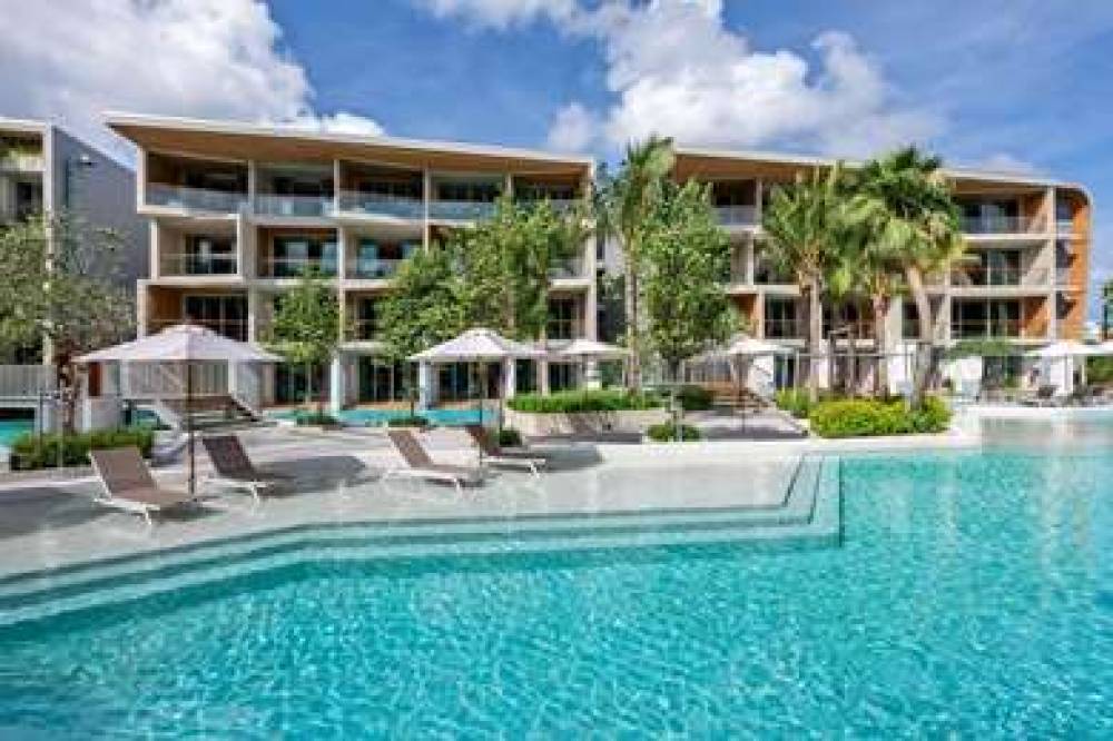 WYNDHAM GRAND NAI HARN BEACH PHUKET 2