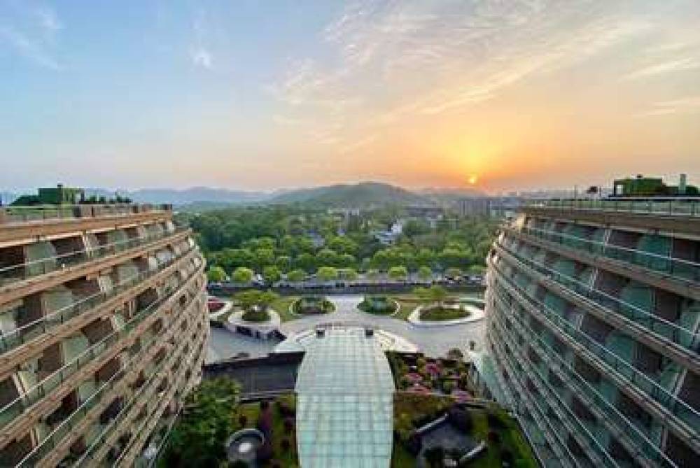 Wyndham Grand Plaza Royale Hangzhou 1