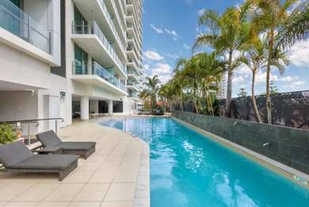 Wyndham Hotel Surfers Paradise 7