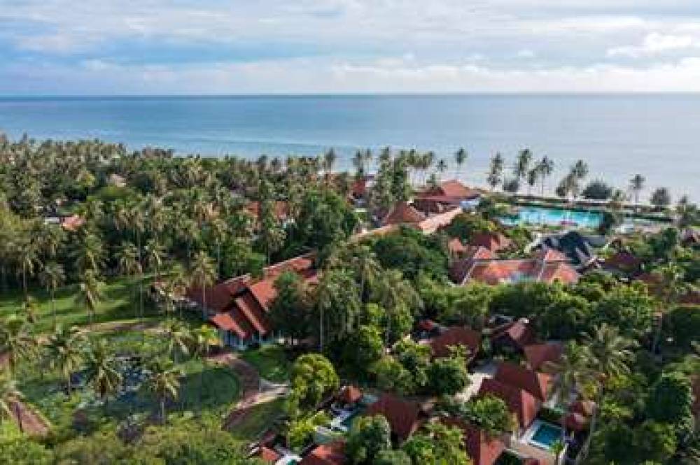 WYNDHAM HUA HIN PRANBURI RESORT & V 2