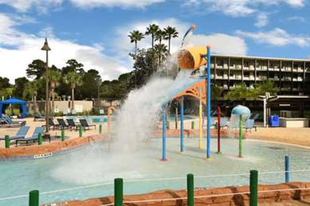 Wyndham Lake Buena Vista Disney Springs Resort Area 6