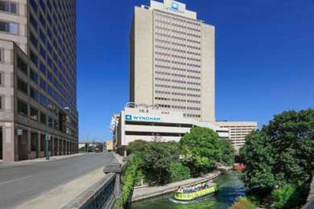 WYNDHAM SAN ANTONIO RIVER WALK 1