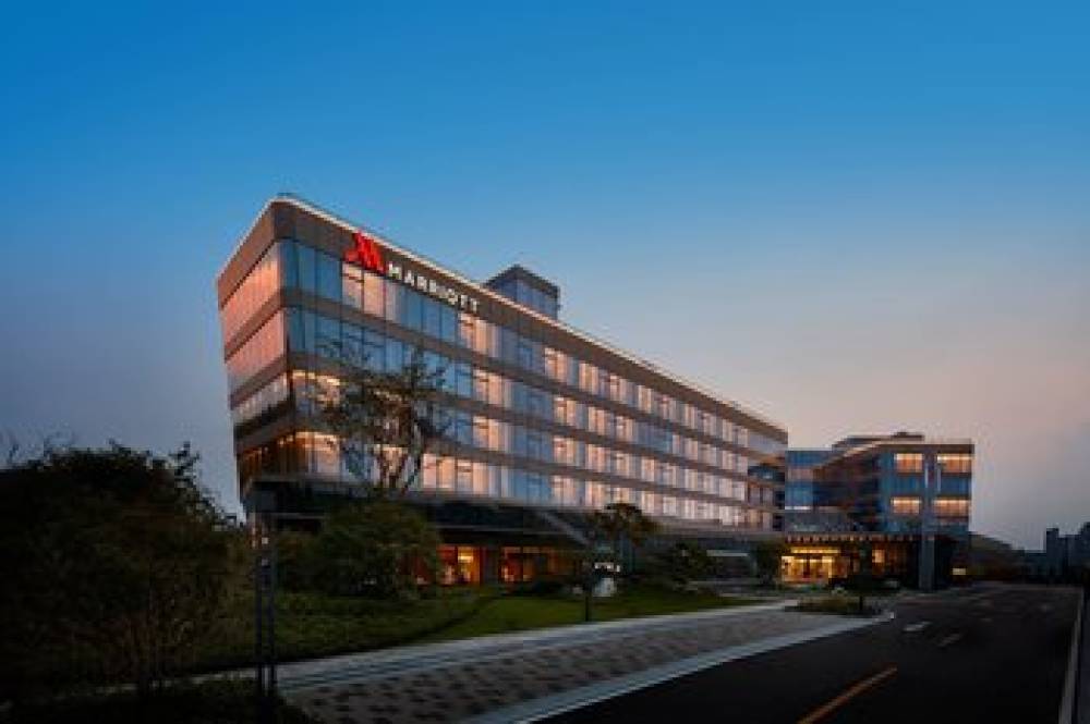 Xuzhou Marriott Hotel Lakeview