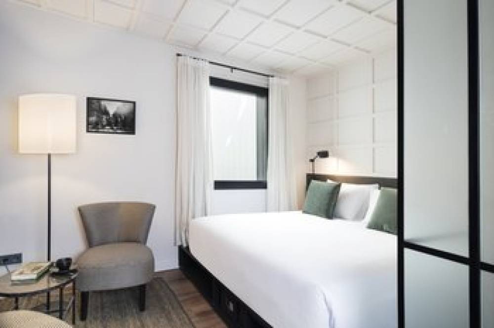 YURBBAN RAMBLAS BOUTIQUE HOTEL 4