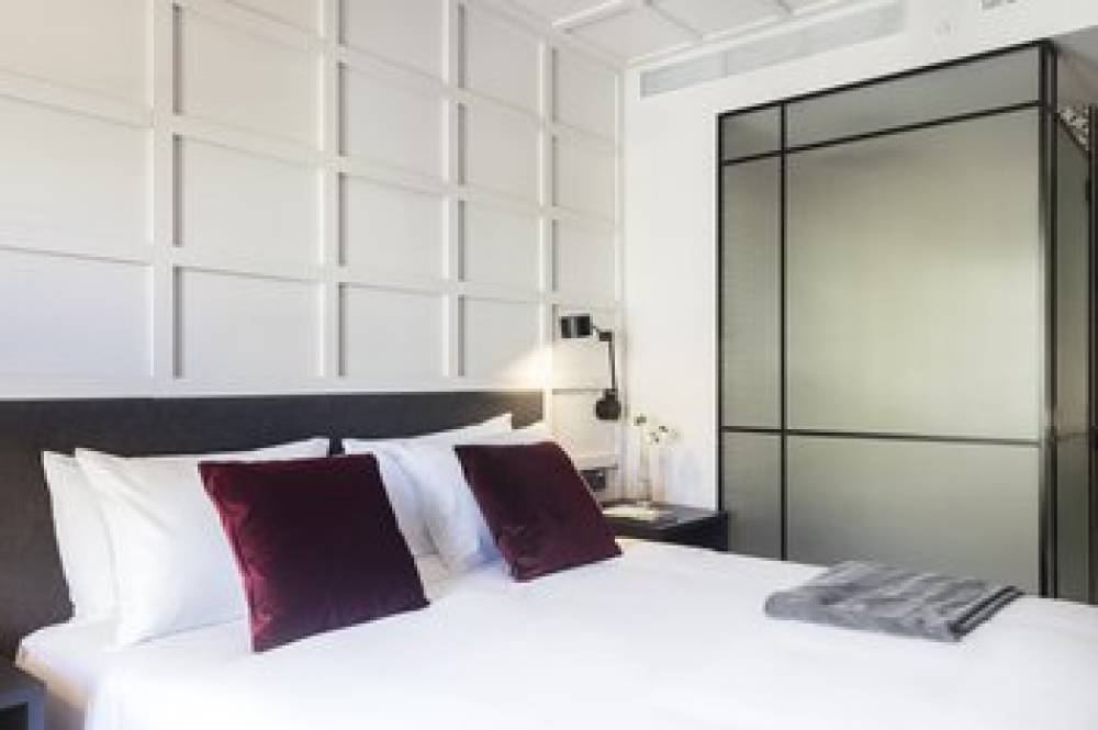 YURBBAN RAMBLAS BOUTIQUE HOTEL 9